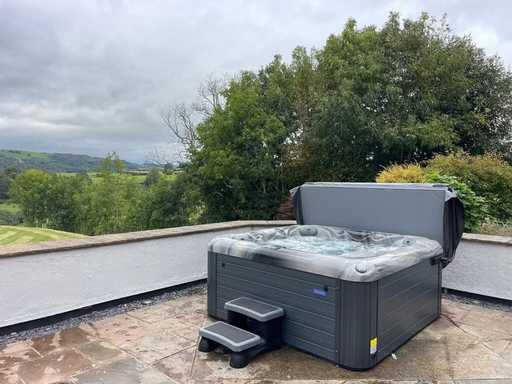 Can Pregnant Women Use Hot Tubs 2