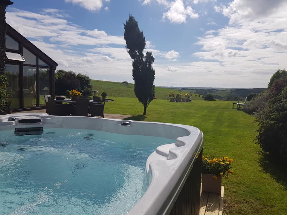 Can a Hot Tub Aid in Detoxifying Your Body 01