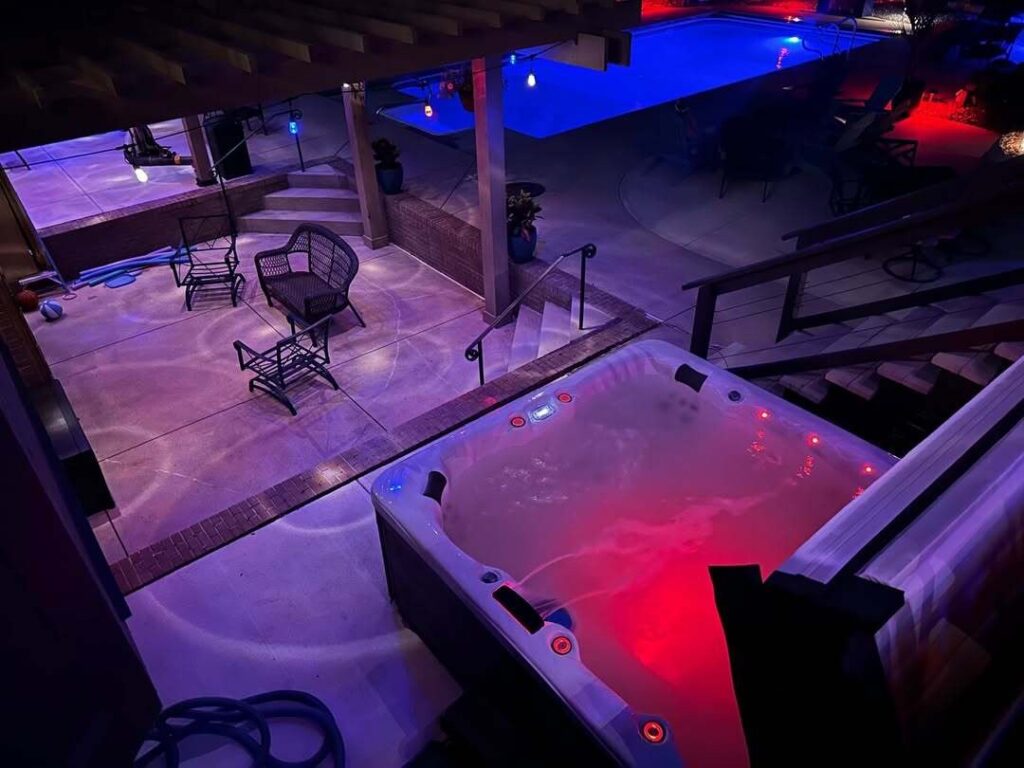Round vs. Square Hot Tub 01