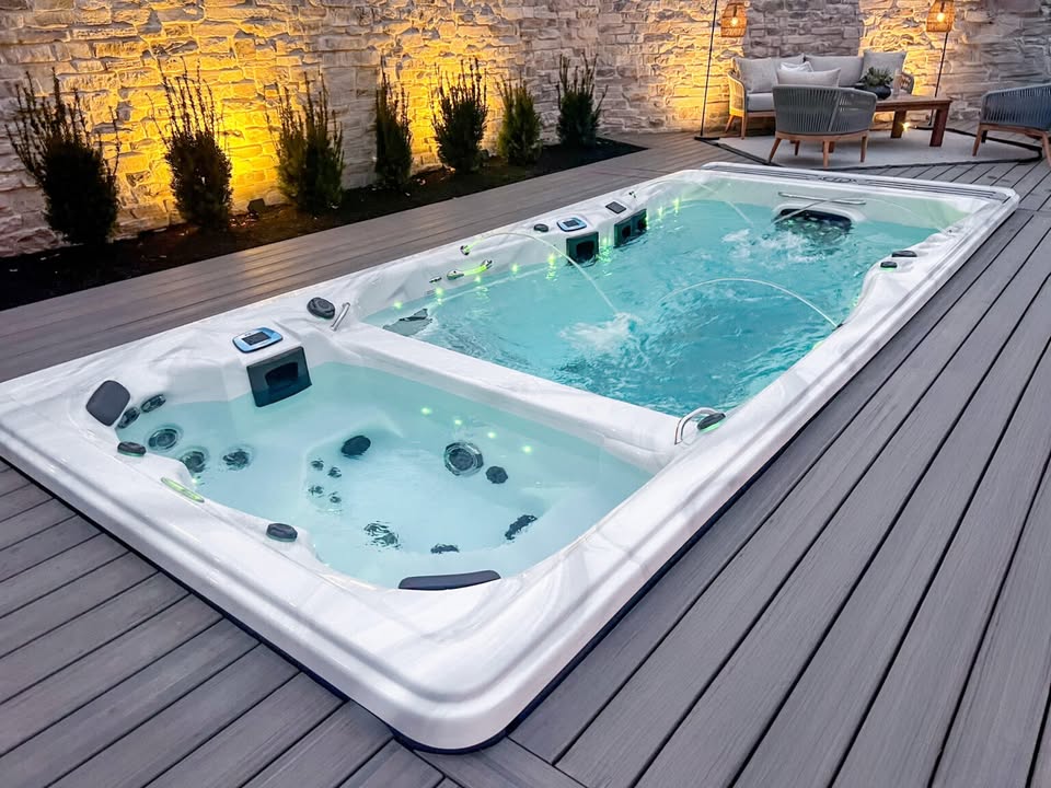 The Ultimate Guide to Choosing the Best Material for Your Hot Tub 01