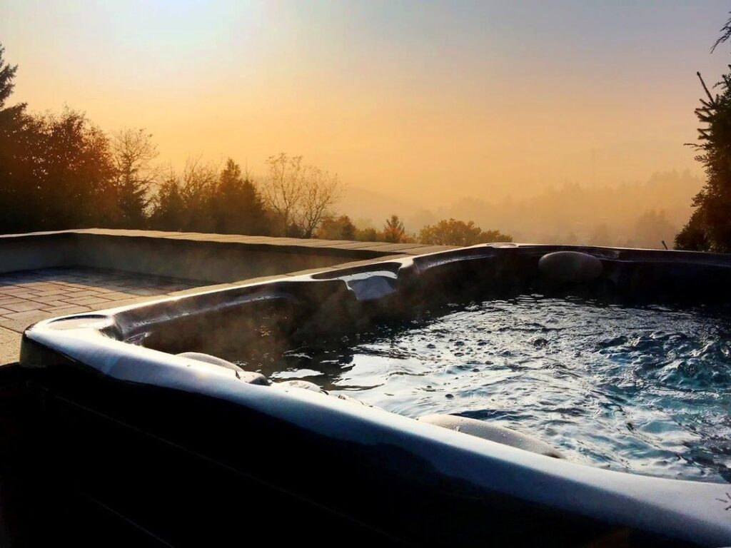 What You Need to Know Before Purchasing a Hot Tub 01