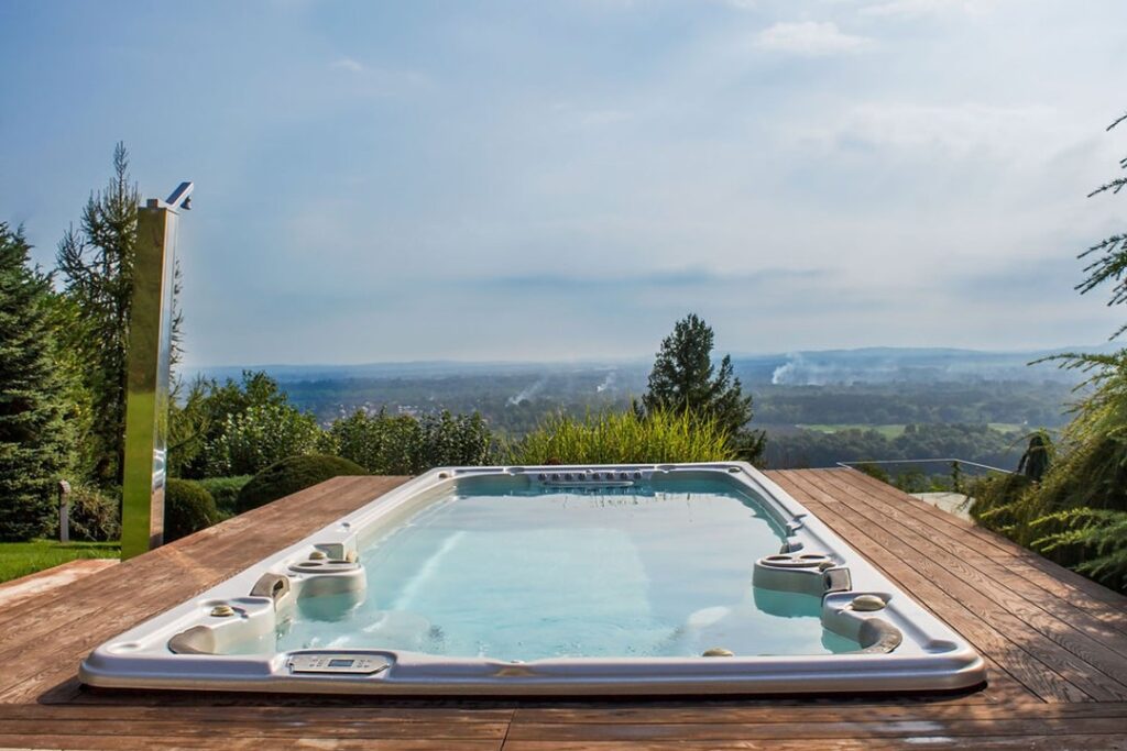 What does a hot tub do to your body 01