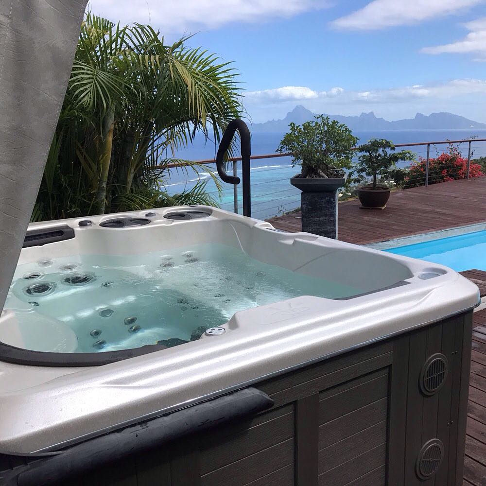 What does a hot tub do to your body 02